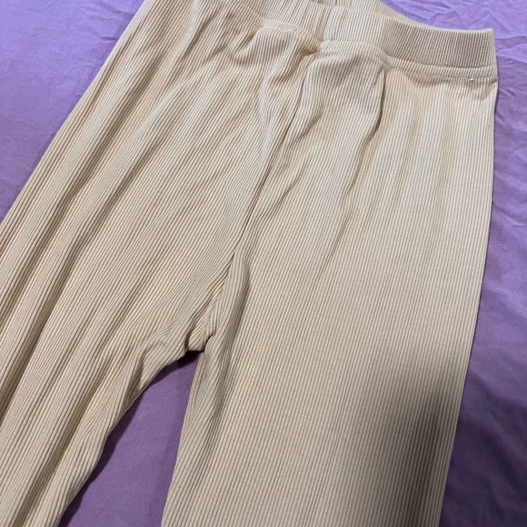 Little Bipsy Ribbed Leggings - Picture 4 of 4